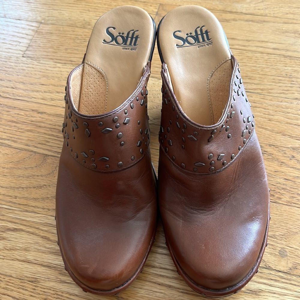 Sofft Camel Brown Studded and Leather Upper Heeled Clog- Size 7M